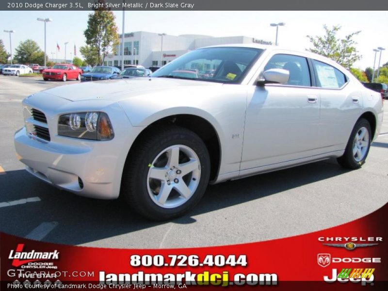 Bright Silver Metallic / Dark Slate Gray 2010 Dodge Charger 3.5L