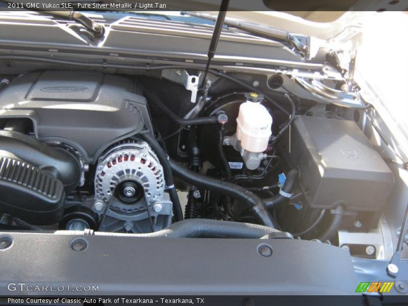 Pure Silver Metallic / Light Tan 2011 GMC Yukon SLE