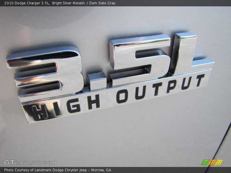 Bright Silver Metallic / Dark Slate Gray 2010 Dodge Charger 3.5L