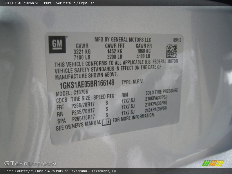 Pure Silver Metallic / Light Tan 2011 GMC Yukon SLE