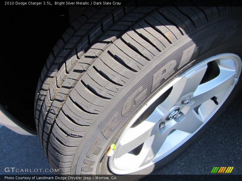 Bright Silver Metallic / Dark Slate Gray 2010 Dodge Charger 3.5L