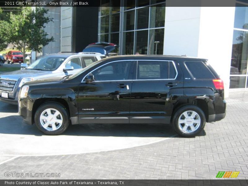 Onyx Black / Jet Black 2011 GMC Terrain SLE