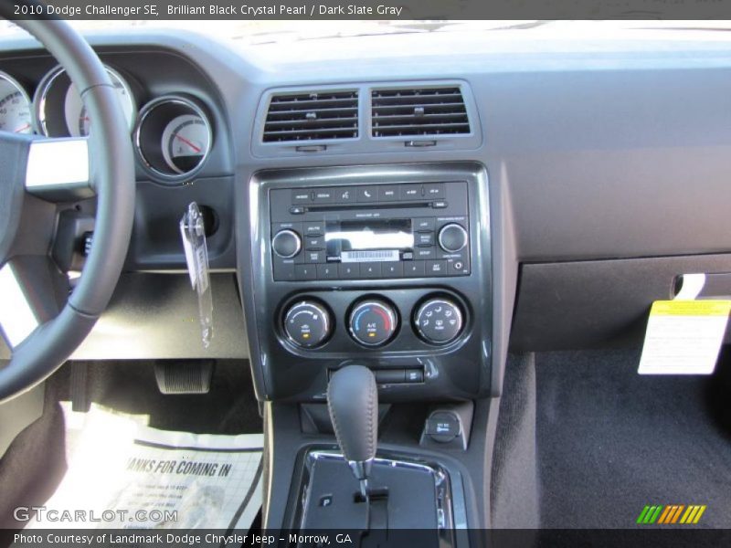 Brilliant Black Crystal Pearl / Dark Slate Gray 2010 Dodge Challenger SE