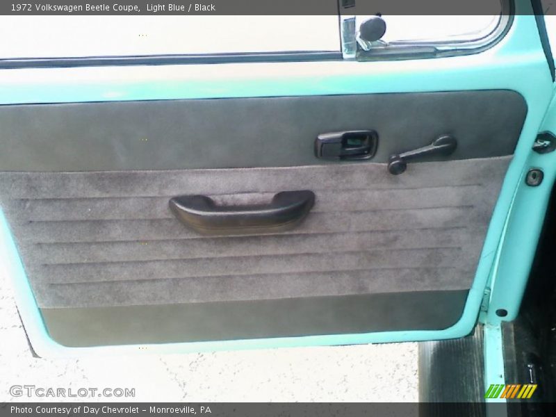 Light Blue / Black 1972 Volkswagen Beetle Coupe