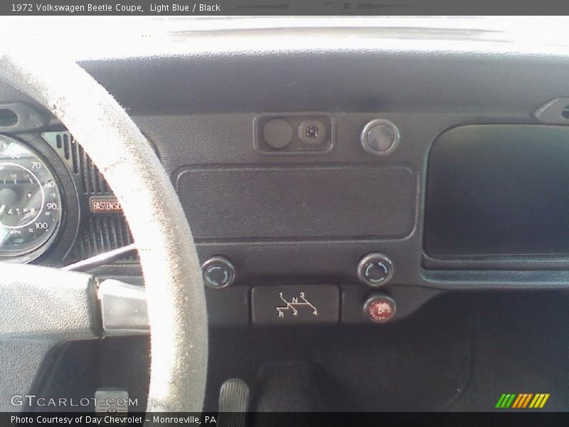 Light Blue / Black 1972 Volkswagen Beetle Coupe