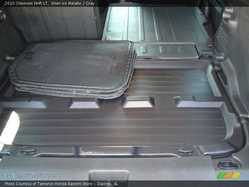 Silver Ice Metallic / Gray 2010 Chevrolet HHR LT