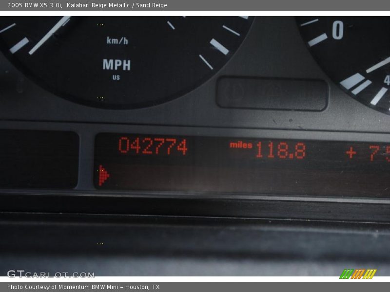 Kalahari Beige Metallic / Sand Beige 2005 BMW X5 3.0i