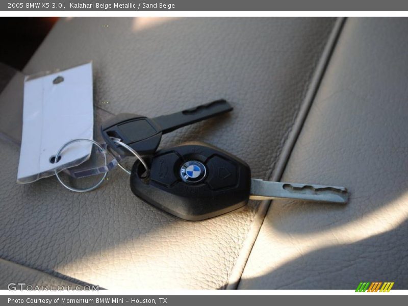 Kalahari Beige Metallic / Sand Beige 2005 BMW X5 3.0i
