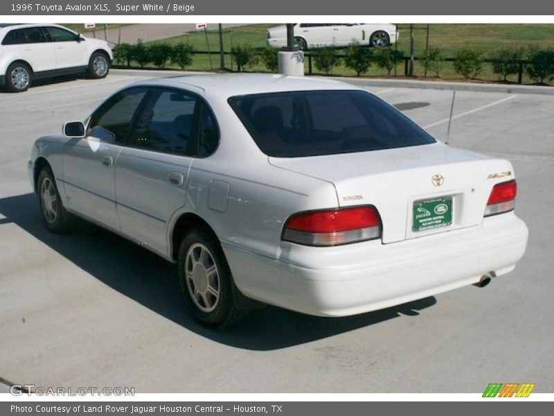 Super White / Beige 1996 Toyota Avalon XLS