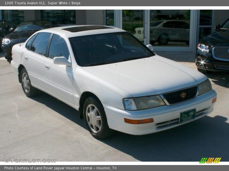 Super White / Beige 1996 Toyota Avalon XLS
