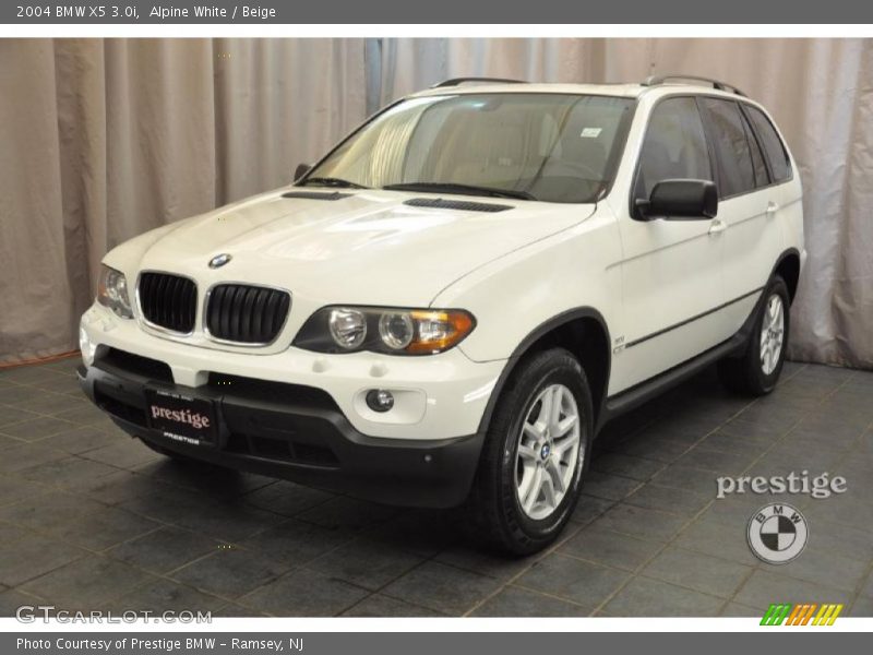 Alpine White / Beige 2004 BMW X5 3.0i
