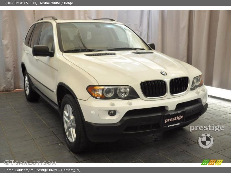 Alpine White / Beige 2004 BMW X5 3.0i