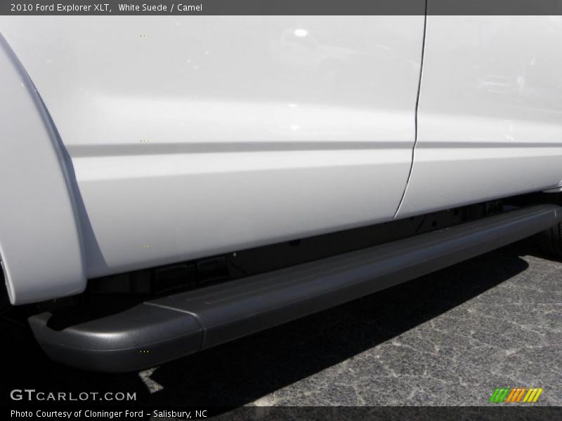 White Suede / Camel 2010 Ford Explorer XLT