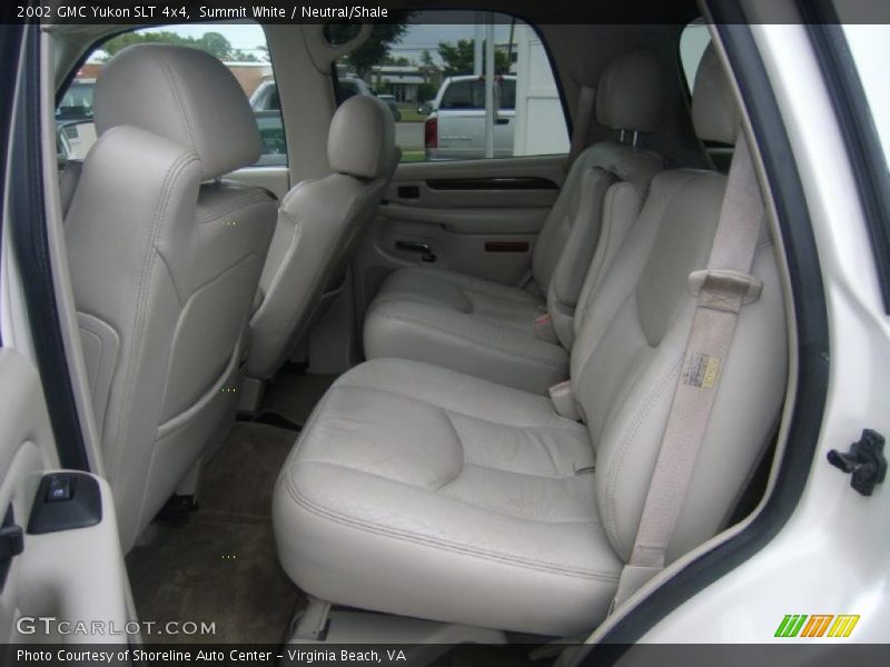 Summit White / Neutral/Shale 2002 GMC Yukon SLT 4x4