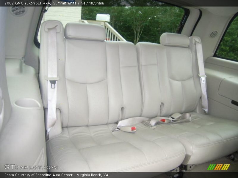 Summit White / Neutral/Shale 2002 GMC Yukon SLT 4x4