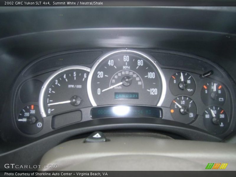 Summit White / Neutral/Shale 2002 GMC Yukon SLT 4x4
