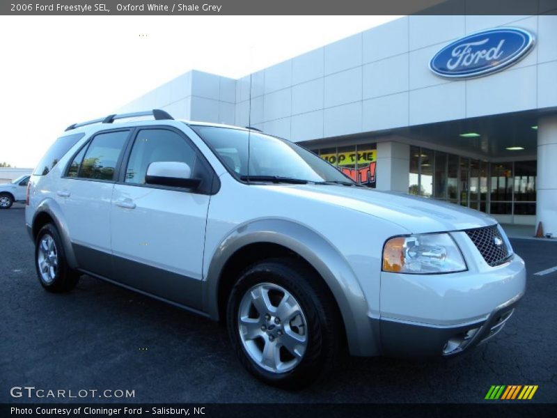 Oxford White / Shale Grey 2006 Ford Freestyle SEL