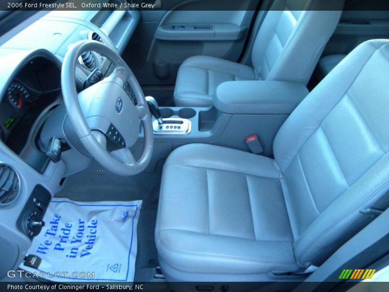 Oxford White / Shale Grey 2006 Ford Freestyle SEL