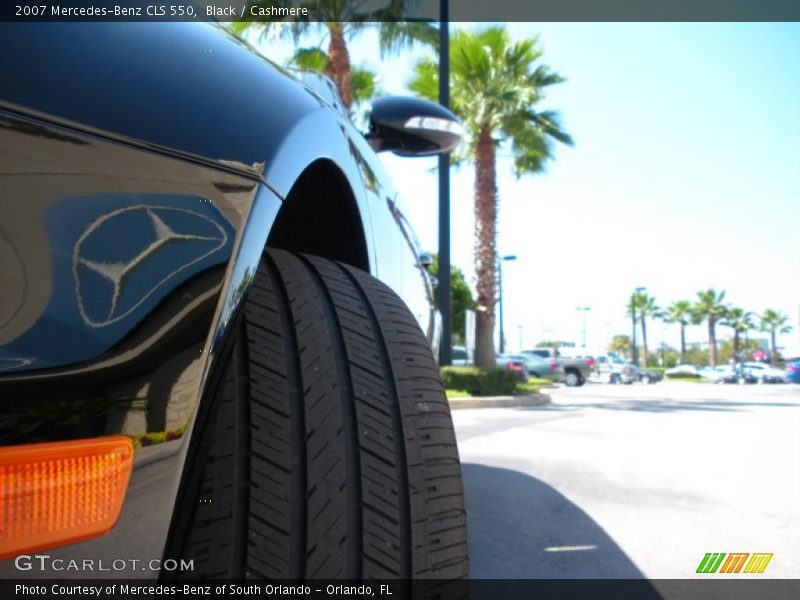 Black / Cashmere 2007 Mercedes-Benz CLS 550