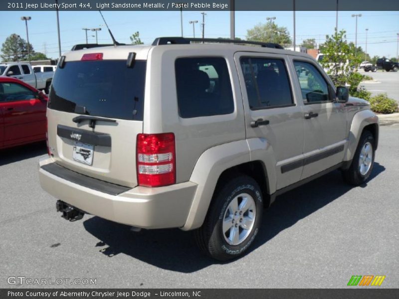 Light Sandstone Metallic / Pastel Pebble Beige 2011 Jeep Liberty Sport 4x4