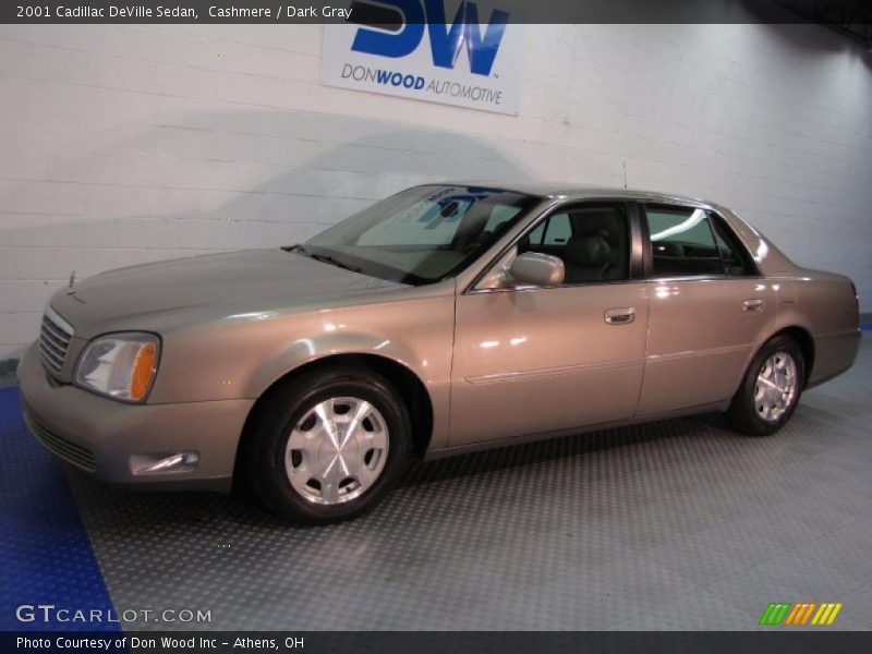 Cashmere / Dark Gray 2001 Cadillac DeVille Sedan