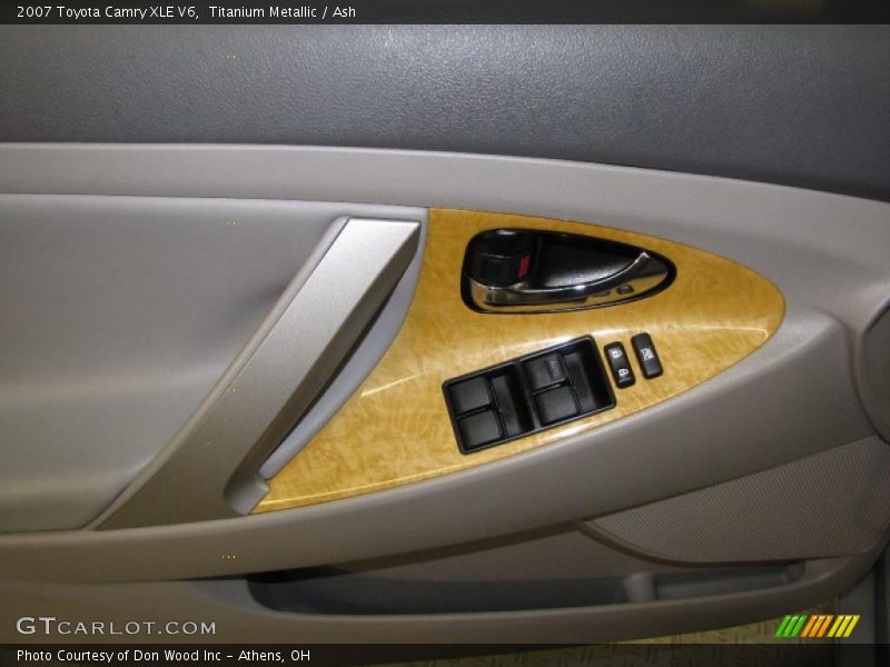 Titanium Metallic / Ash 2007 Toyota Camry XLE V6