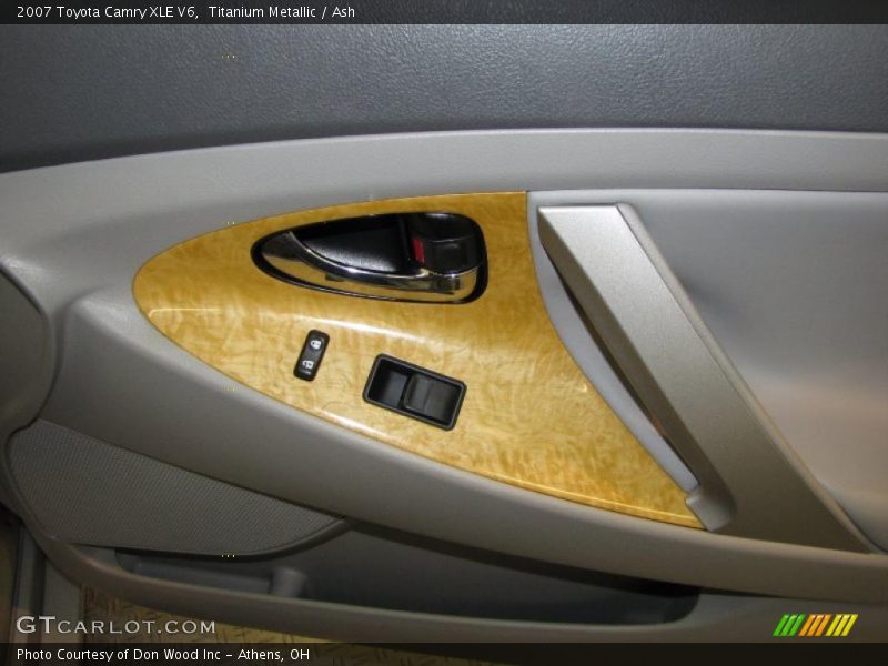 Titanium Metallic / Ash 2007 Toyota Camry XLE V6