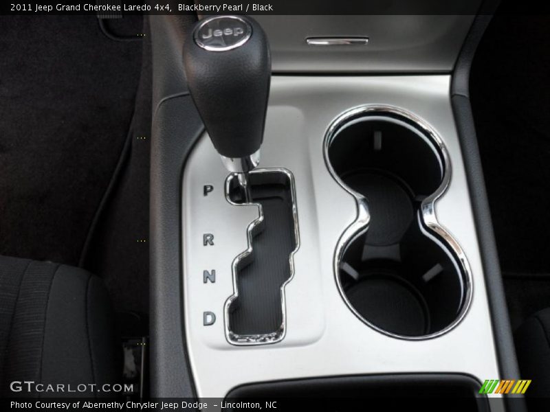 Blackberry Pearl / Black 2011 Jeep Grand Cherokee Laredo 4x4