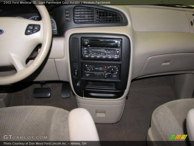 Light Parchment Gold Metallic / Medium Parchment 2003 Ford Windstar SE