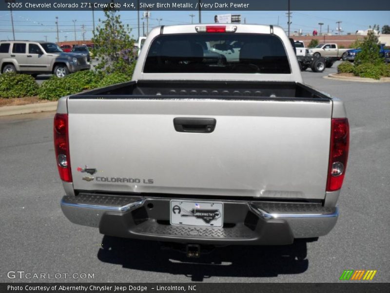 Silver Birch Metallic / Very Dark Pewter 2005 Chevrolet Colorado Z71 Crew Cab 4x4