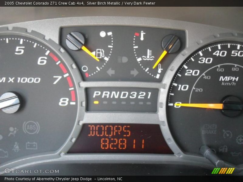 Silver Birch Metallic / Very Dark Pewter 2005 Chevrolet Colorado Z71 Crew Cab 4x4