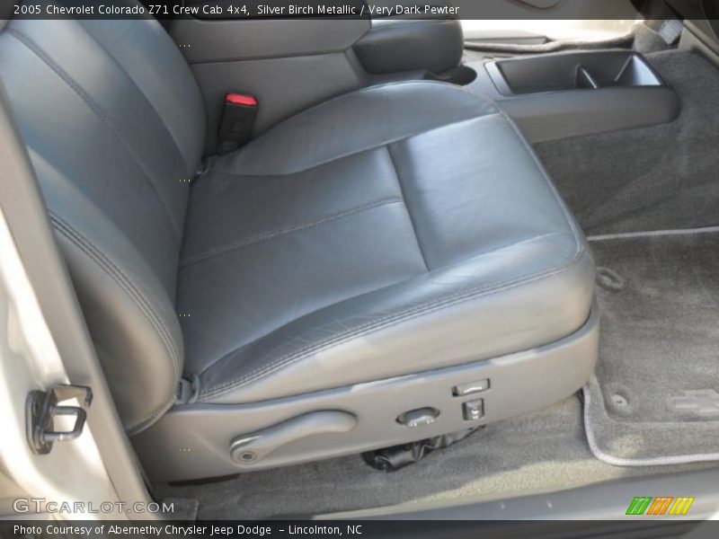 Silver Birch Metallic / Very Dark Pewter 2005 Chevrolet Colorado Z71 Crew Cab 4x4