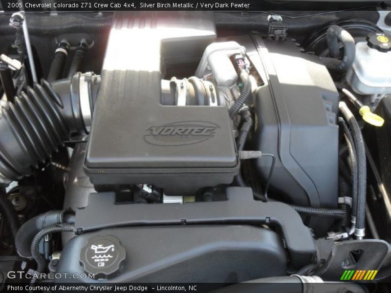 Silver Birch Metallic / Very Dark Pewter 2005 Chevrolet Colorado Z71 Crew Cab 4x4