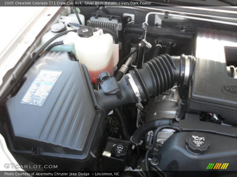 Silver Birch Metallic / Very Dark Pewter 2005 Chevrolet Colorado Z71 Crew Cab 4x4