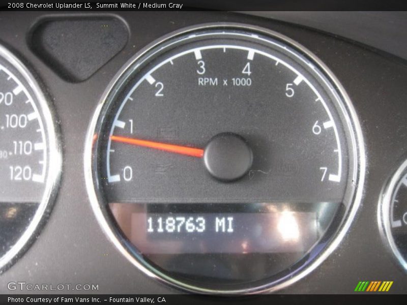 Summit White / Medium Gray 2008 Chevrolet Uplander LS