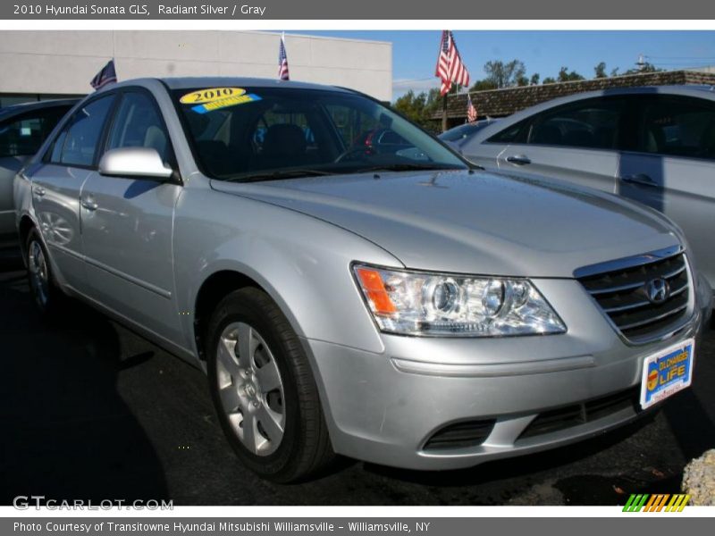 Radiant Silver / Gray 2010 Hyundai Sonata GLS