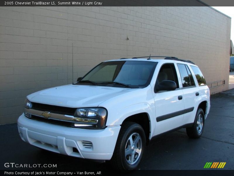 Summit White / Light Gray 2005 Chevrolet TrailBlazer LS