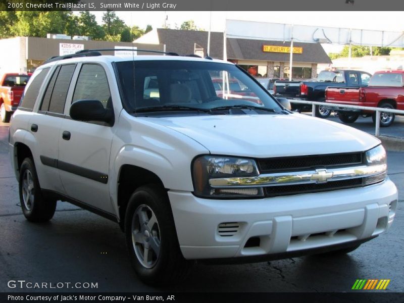 Summit White / Light Gray 2005 Chevrolet TrailBlazer LS