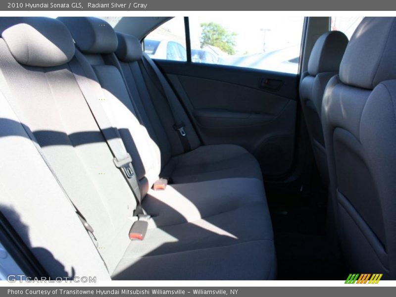 Radiant Silver / Gray 2010 Hyundai Sonata GLS