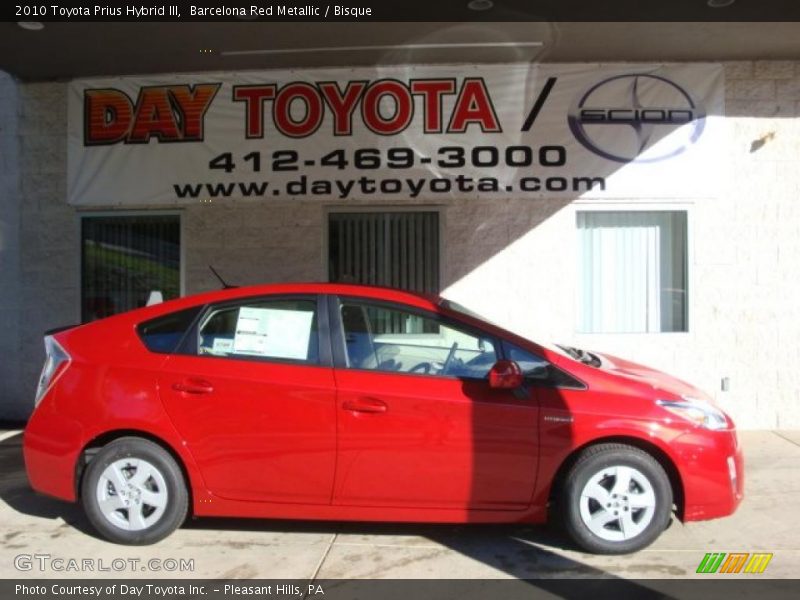 Barcelona Red Metallic / Bisque 2010 Toyota Prius Hybrid III