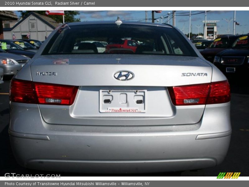 Radiant Silver / Camel 2010 Hyundai Sonata GLS