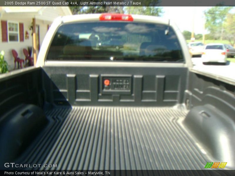 Light Almond Pearl Metallic / Taupe 2005 Dodge Ram 2500 ST Quad Cab 4x4