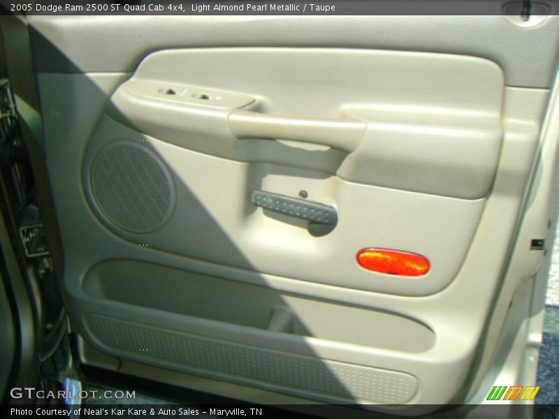 Light Almond Pearl Metallic / Taupe 2005 Dodge Ram 2500 ST Quad Cab 4x4