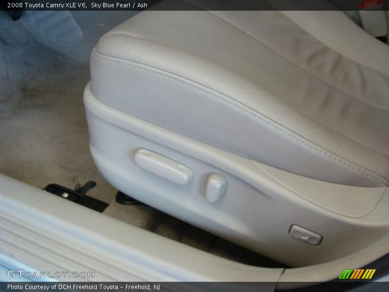 Sky Blue Pearl / Ash 2008 Toyota Camry XLE V6