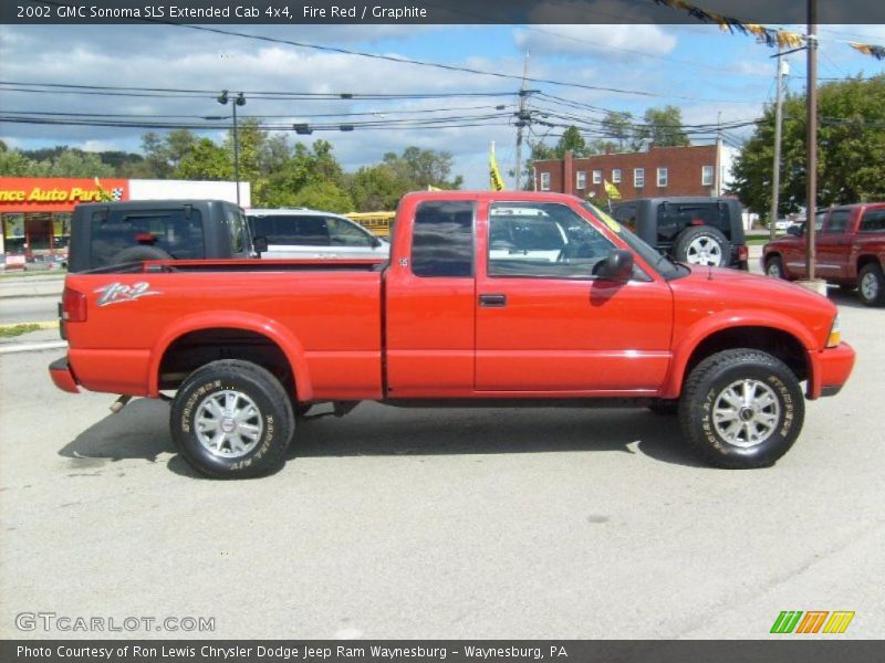 Fire Red / Graphite 2002 GMC Sonoma SLS Extended Cab 4x4