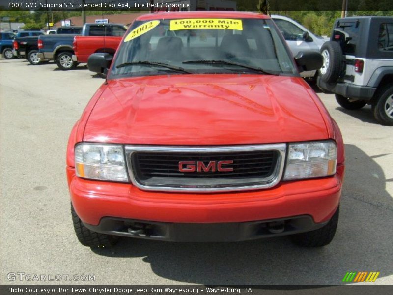 Fire Red / Graphite 2002 GMC Sonoma SLS Extended Cab 4x4