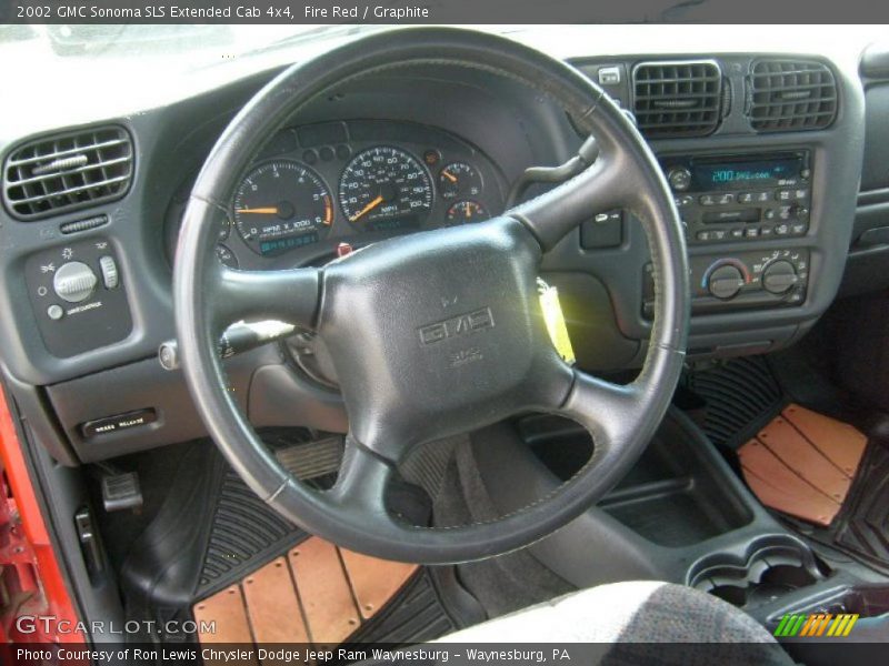 Fire Red / Graphite 2002 GMC Sonoma SLS Extended Cab 4x4