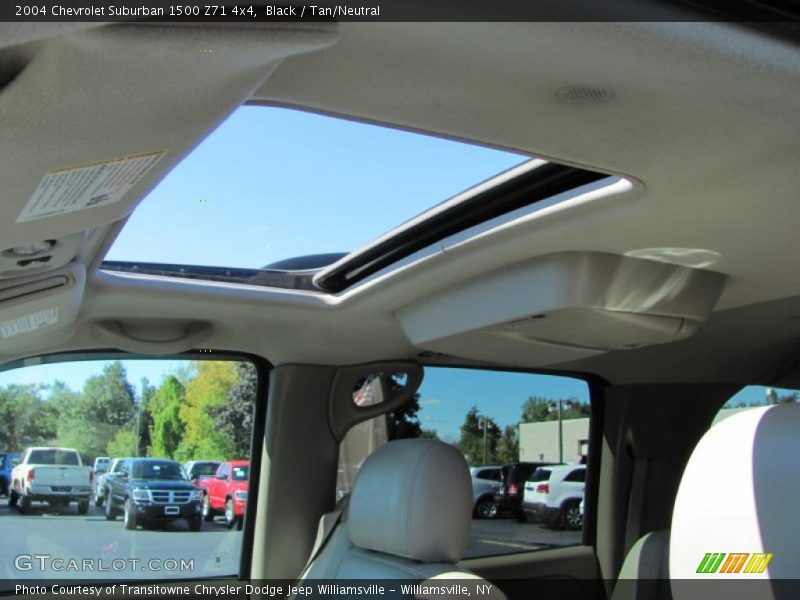 Black / Tan/Neutral 2004 Chevrolet Suburban 1500 Z71 4x4