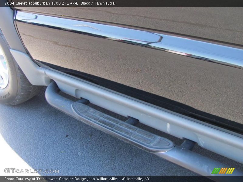 Black / Tan/Neutral 2004 Chevrolet Suburban 1500 Z71 4x4