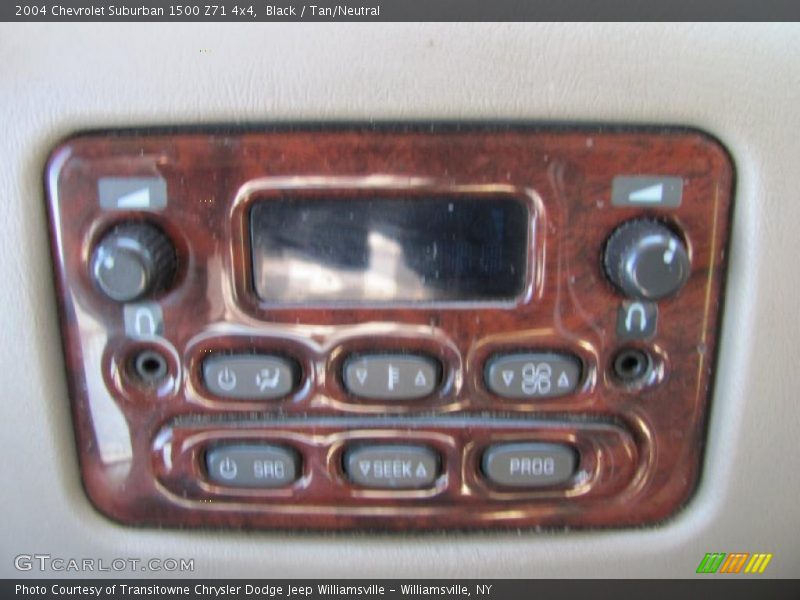 Black / Tan/Neutral 2004 Chevrolet Suburban 1500 Z71 4x4